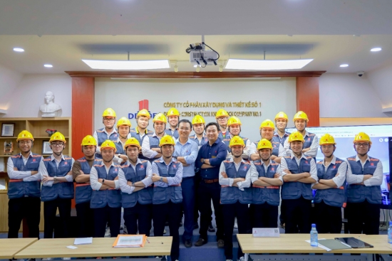 DECOFI WARMLY WELCOMES INTERNS FROM HUTECH UNIVERSITY