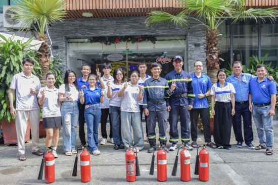 Decofi tổ chức tập huấn phòng cháy chữa cháy tại văn phòng – chủ động phòng ngừa, an toàn là trên hết