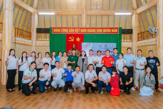 HÀNH TRÌNH KẾT NỐI YÊU THƯƠNG TẠI TÀ HINE