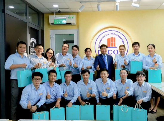 TRAO BÁNH TRUNG THU – GỬI LỜI TRI ÂN