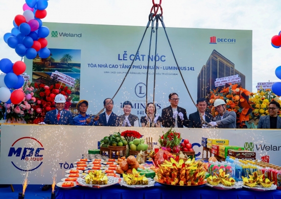 DECOFI CẤT NÓC DỰ ÁN LUMINOUS 141 – KIẾN TẠO MỘT CÔNG TRÌNH, ĐÁNH DẤU MỘT HÀNH TRÌNH